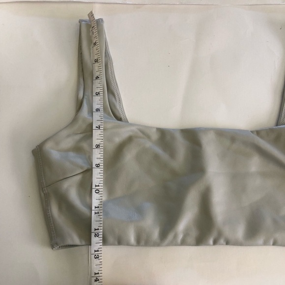SKIMS Faux Leather Bralette Top in Shell Plus Size 2X - Picture 15 of 15